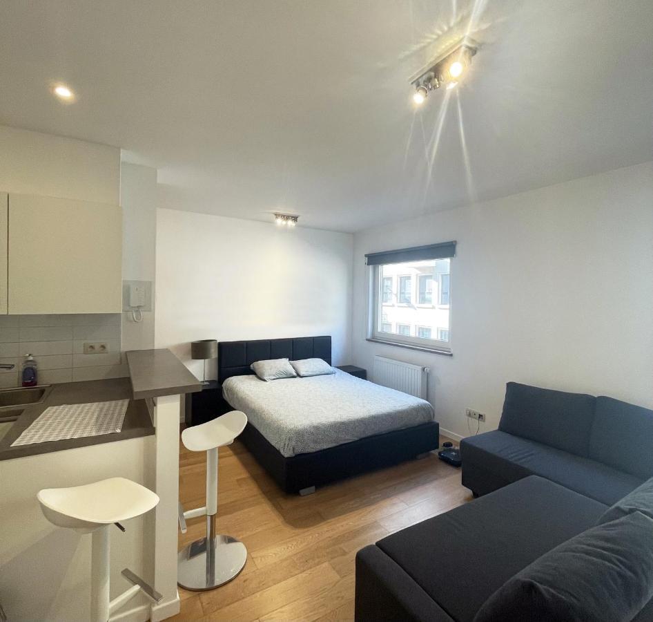 شقة Beautiful Studio In Brussels Centre المظهر الخارجي الصورة